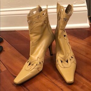 Stuart Weitzman Booties